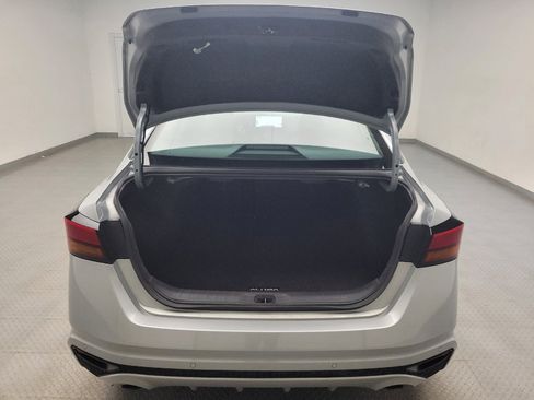 Used 2023 Nissan Altima 2.5 SV w/ SV Premium Package AWD/4WD image 29