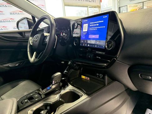 Used 2025 Lexus NX 250 FWD image 47