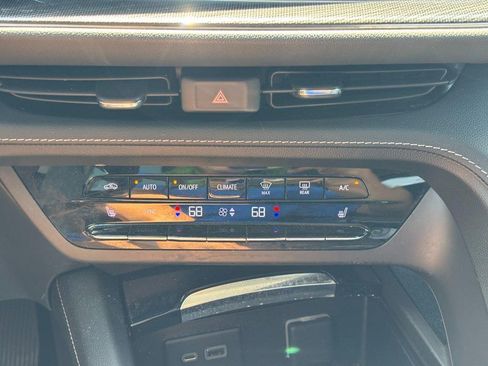 Certified 2023 Buick Envision Essence FWD image 22
