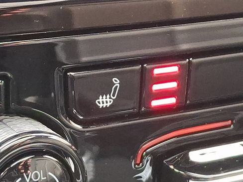 New 2025 Jeep Grand Cherokee Limited image 17