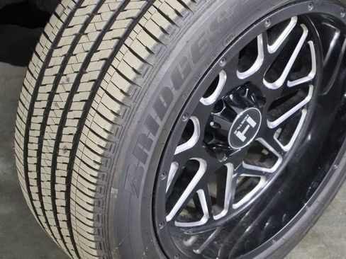 Used 2016 Toyota Tacoma SR5 image 33