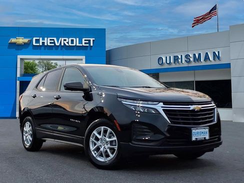 Used 2024 Chevrolet Equinox LS w/ LS Convenience Package image 1