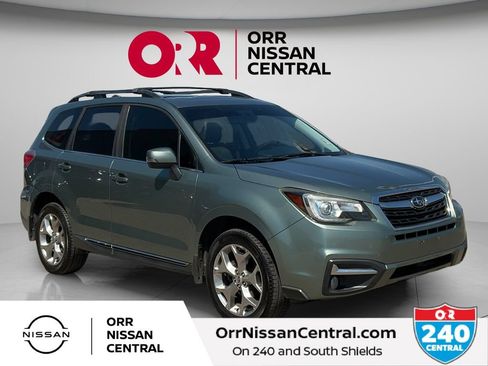 Used 2017 Subaru Forester 2.5i Touring AWD/4WD image 3