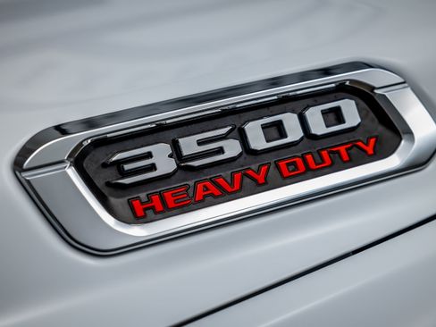 Used 2024 RAM 3500 SLT w/ Quick Order Package 2YG SLT image 18