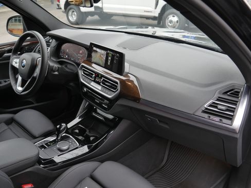 Used 2024 BMW X3 xDrive30i image 29