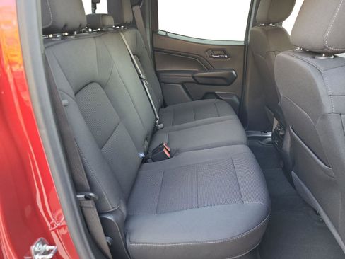 Used 2024 Chevrolet Colorado LT w/ LT Convenience Package II image 19