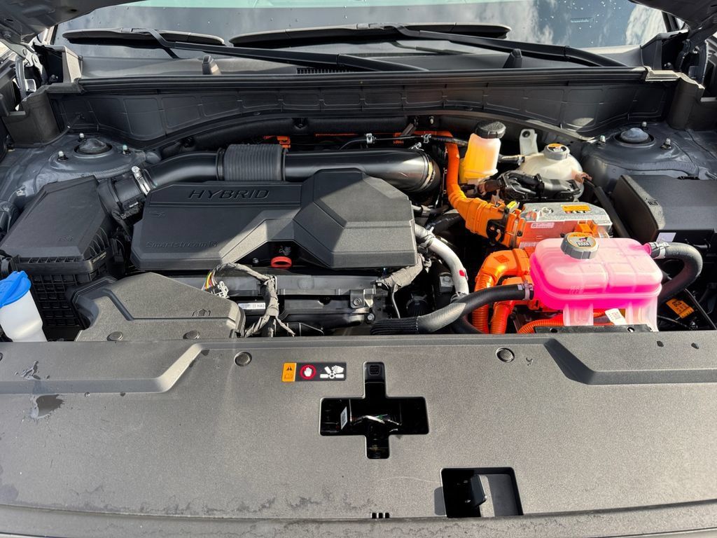Used 2026 Hyundai Santa Fe SE FWD image 19