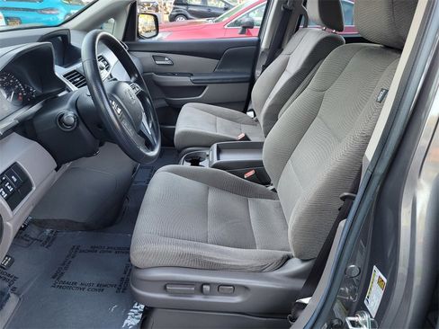 Used 2013 Honda Odyssey EX image 18