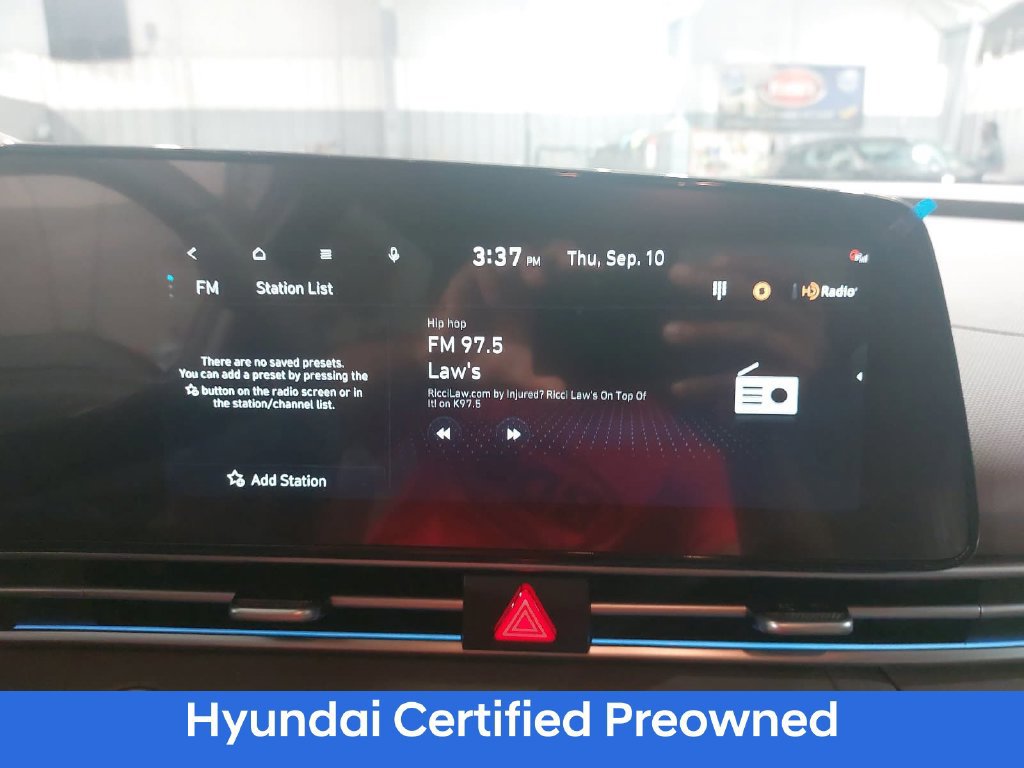 Certified 2025 Hyundai Elantra SEL FWD image 20