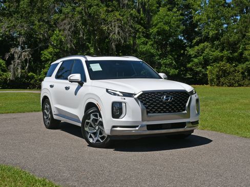 Used 2022 Hyundai Palisade Calligraphy FWD image 6