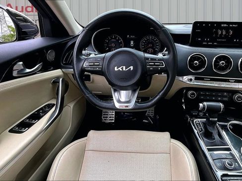 Used 2022 Kia Stinger GT-Line w/ Sun & Sound Package AWD/4WD image 8