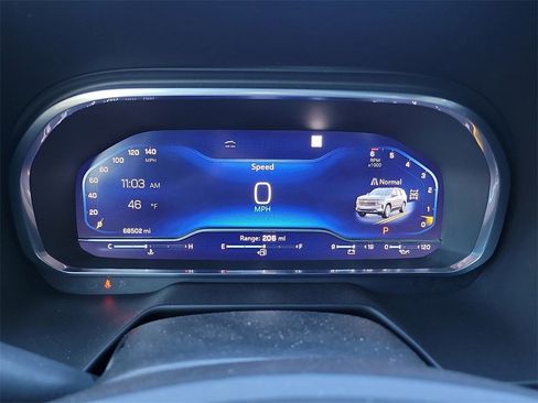 Used 2023 Chevrolet Suburban High Country w/ Premium Package 2 image 18