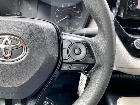 Used 2024 Toyota Corolla LE FWD image 23