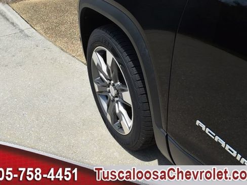 Used 2018 GMC Acadia SLT FWD image 17