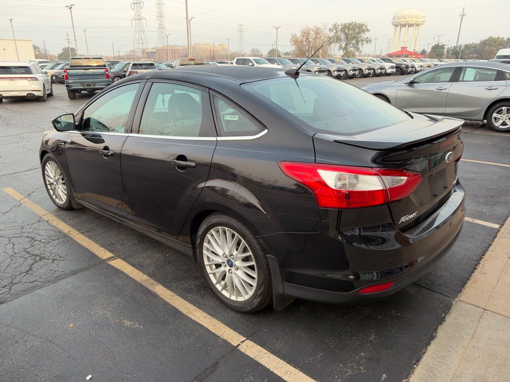 Used 2014 Ford Focus Titanium FWD image 3