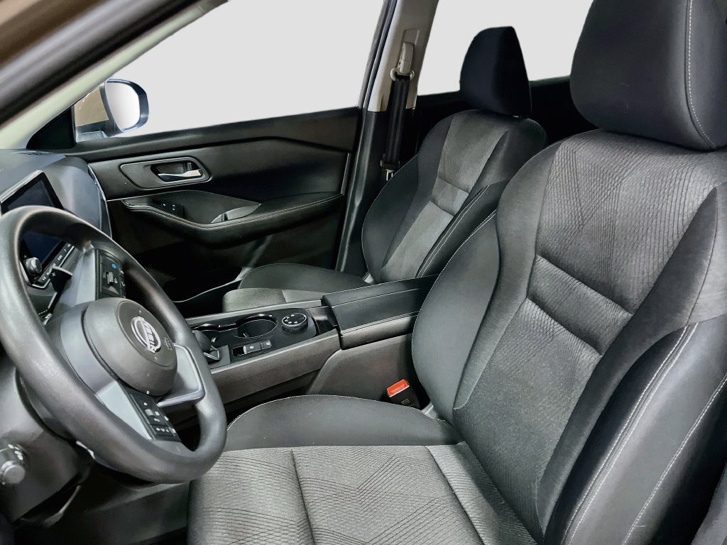 Used 2024 Nissan Rogue SV AWD/4WD image 20