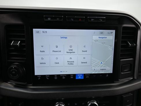 Used 2024 Ford F250 Platinum image 12