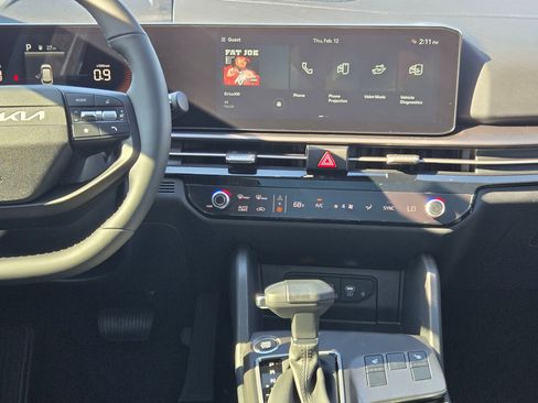 New 2026 Kia Sportage EX w/ EX Panorama Roof Package image 14