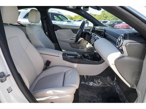 Certified 2026 Mercedes-Benz CLA 250 image 16