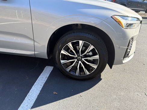 Certified 2025 Volvo XC60 B5 Plus image 13
