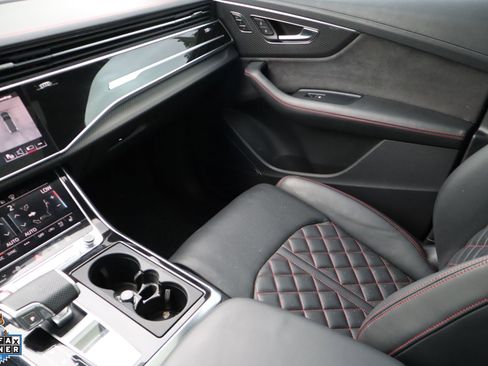 Used 2025 Audi SQ7 Prestige w/ Prestige Package AWD/4WD image 24