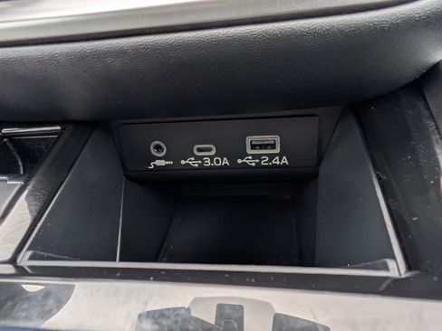 Certified 2025 Subaru Legacy Premium AWD/4WD image 33