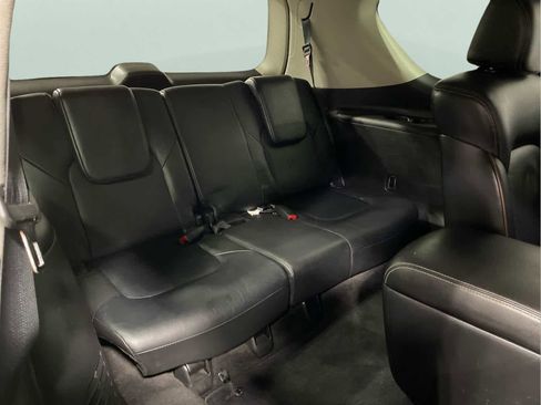 Used 2020 Nissan Armada SL w/ Premium Package image 30