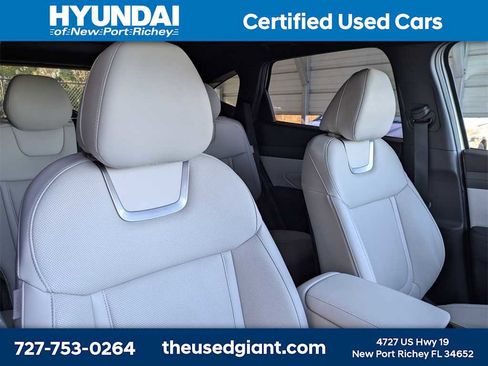 Used 2025 Hyundai Tucson Limited image 6