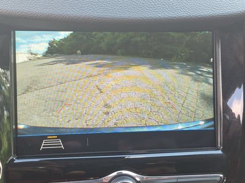Used 2018 Chevrolet Trax LT FWD image 19