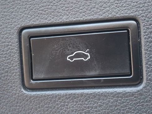 Used 2019 Volkswagen Atlas SEL Premium AWD/4WD image 30