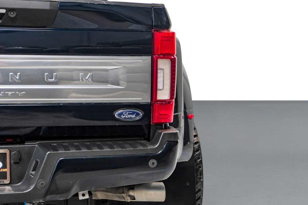 Used 2022 Ford F450 Platinum w/ FX4 Off-Road Package AWD/4WD image 52