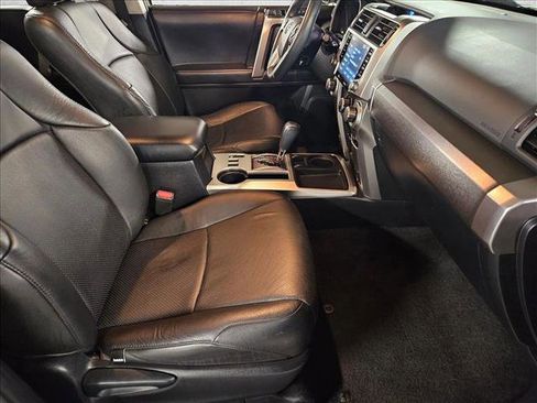 Used 2022 Toyota 4Runner SR5 image 19