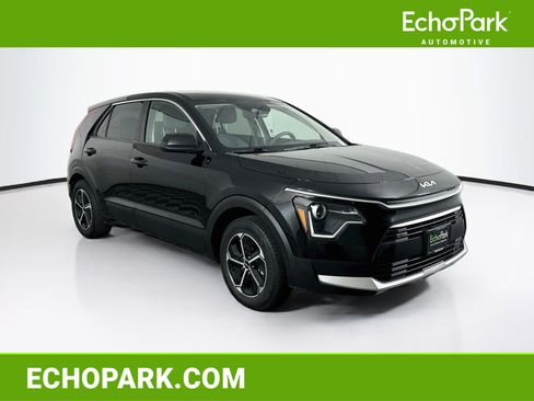 Used 2023 Kia Niro LX FWD image 1