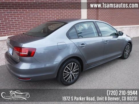 Used 2018 Volkswagen Jetta Wolfsburg Edition image 3