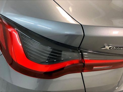 Certified 2024 BMW 430i xDrive Coupe w/ Premium Package image 29