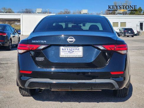 Used 2024 Nissan Sentra S image 6