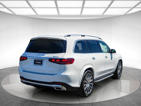 New 2026 Mercedes-Benz GLS 450 4MATIC image 4