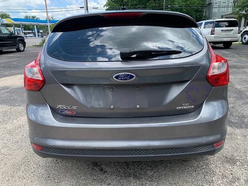 Used 2013 Ford Focus SE FWD image 9