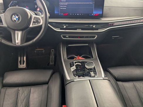 Used 2024 BMW X7 xDrive40i w/ M Sport Package image 27