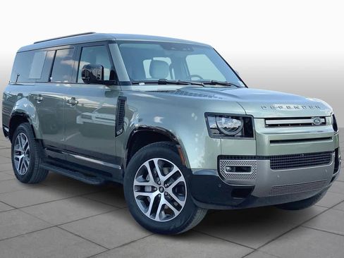 New 2025 Land Rover Defender 130 X-Dynamic SE image 2