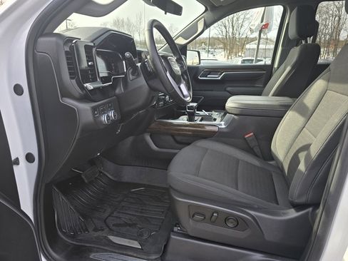 Used 2025 GMC Sierra 1500 Elevation image 15