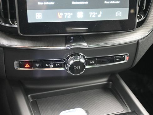 New 2026 Volvo XC60 T8 Ultra w/ Climate Package AWD/4WD image 14