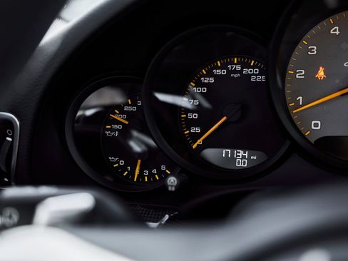 Used 2019 Porsche 911 GT3 RS RWD image 53