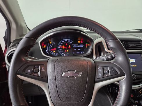 Used 2018 Chevrolet Sonic LT w/ Convenience Package FWD image 16
