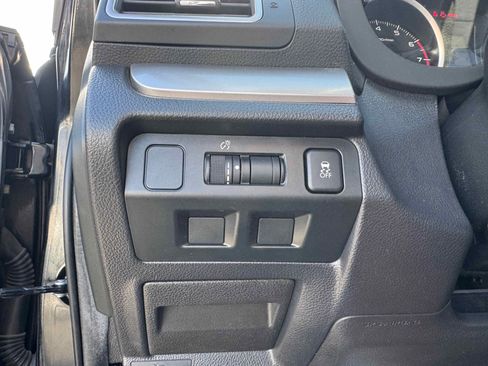 Used 2017 Subaru Forester 2.5i w/ Popular Package #2A image 25