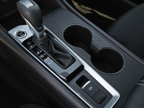 New 2025 Nissan Altima 2.5 SV image 20