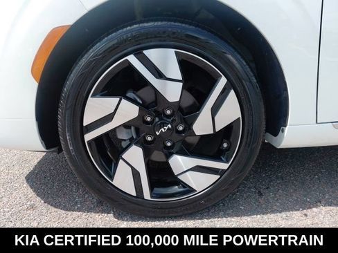 Certified 2024 Kia Soul GT-Line w/ Option Group 020 FWD image 10
