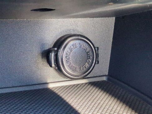 Used 2018 Subaru Crosstrek 2.0i Premium image 29