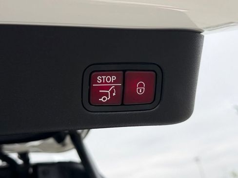 Used 2018 Mercedes-Benz GLE 350 image 11
