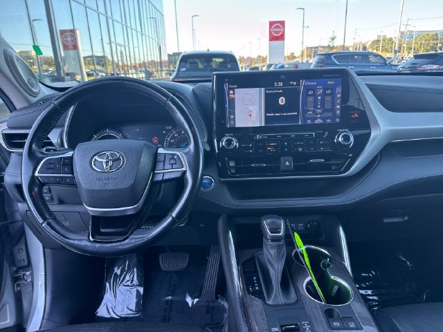 Used 2022 Toyota Highlander Platinum AWD/4WD image 15